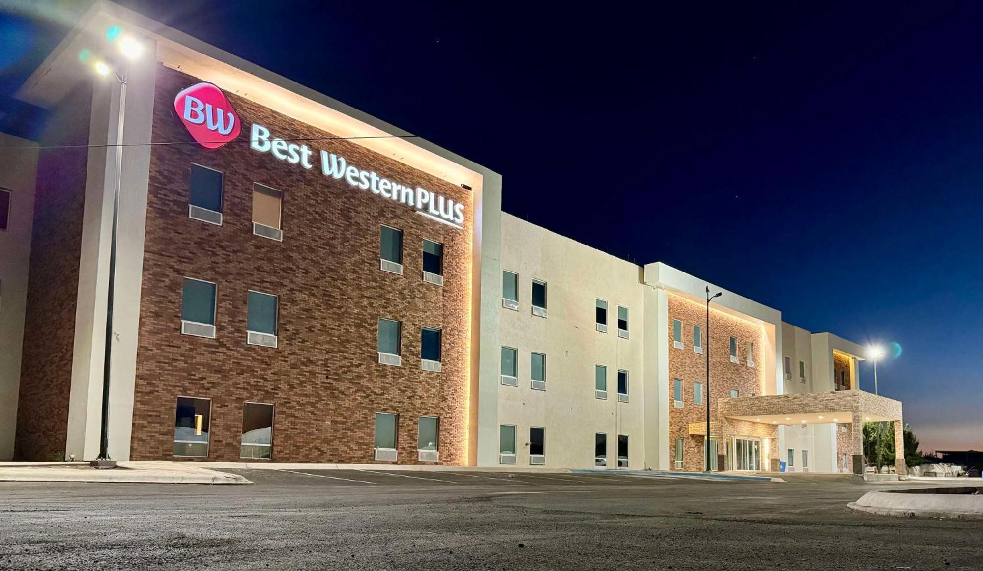 Best Western Plus Sacramento 奇瓦瓦 外观 照片