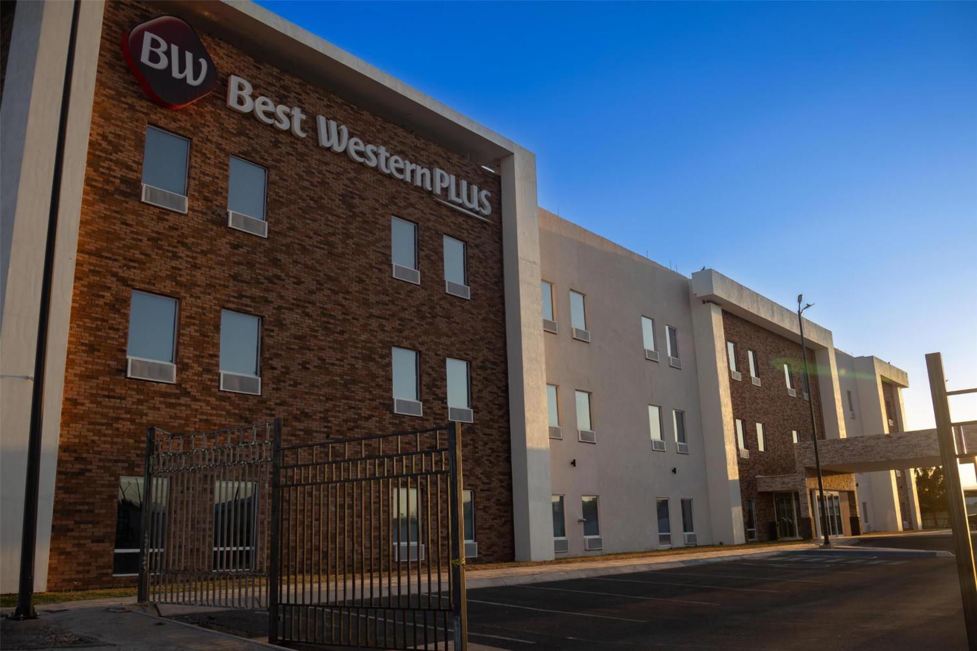 Best Western Plus Sacramento 奇瓦瓦 外观 照片